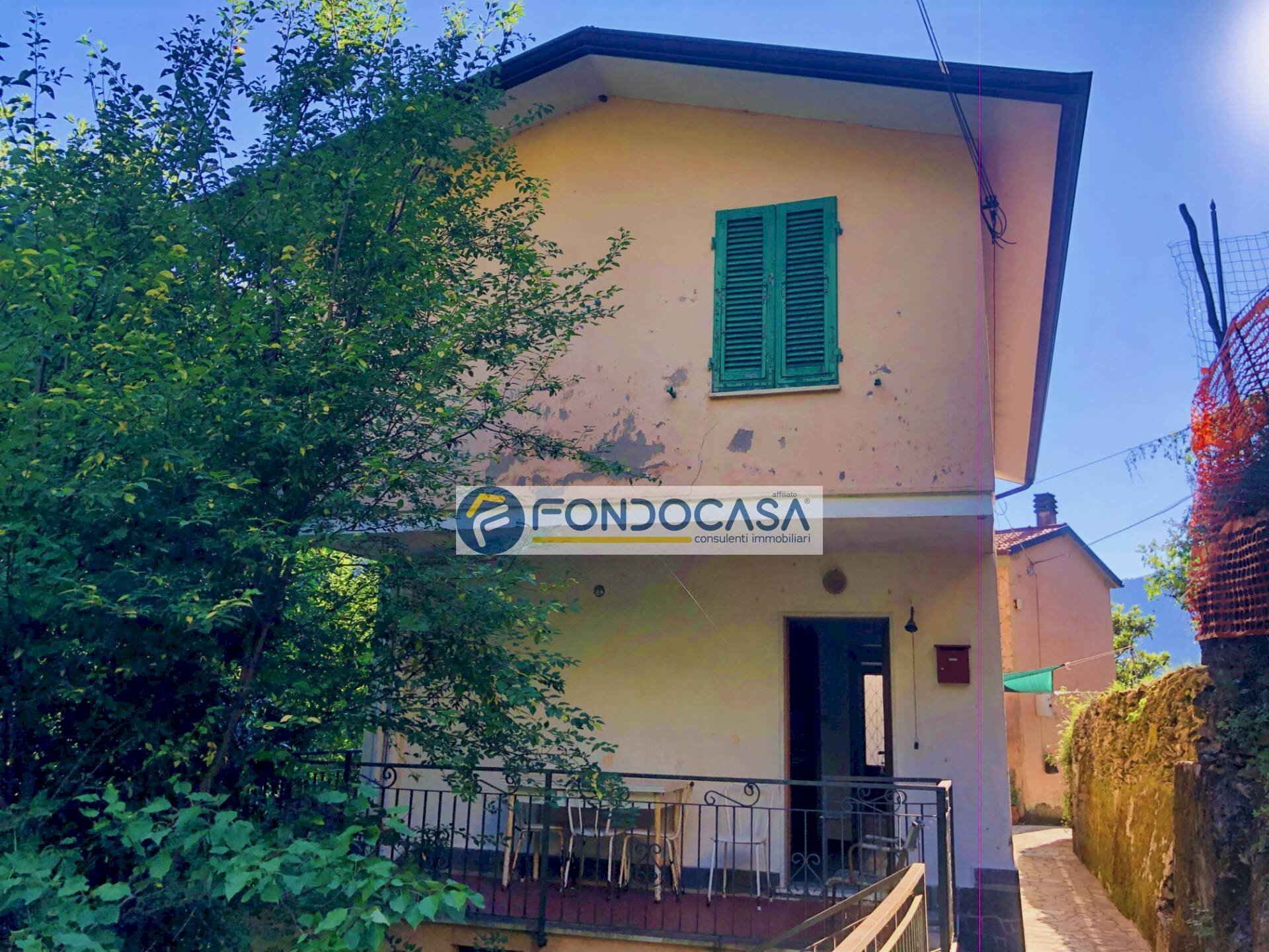 ESTERNO - Casa indipendente Strada Comunale della Bassa Tambura, Massa - foto 1