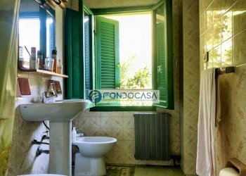 BAGNO PADRONALE - Casa indipendente Strada Comunale della Bassa Tambura, Massa - foto 13