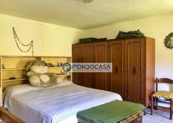 CAMERA MATRIMONIALE - Casa indipendente Strada Comunale della Bassa Tambura, Massa - foto 17