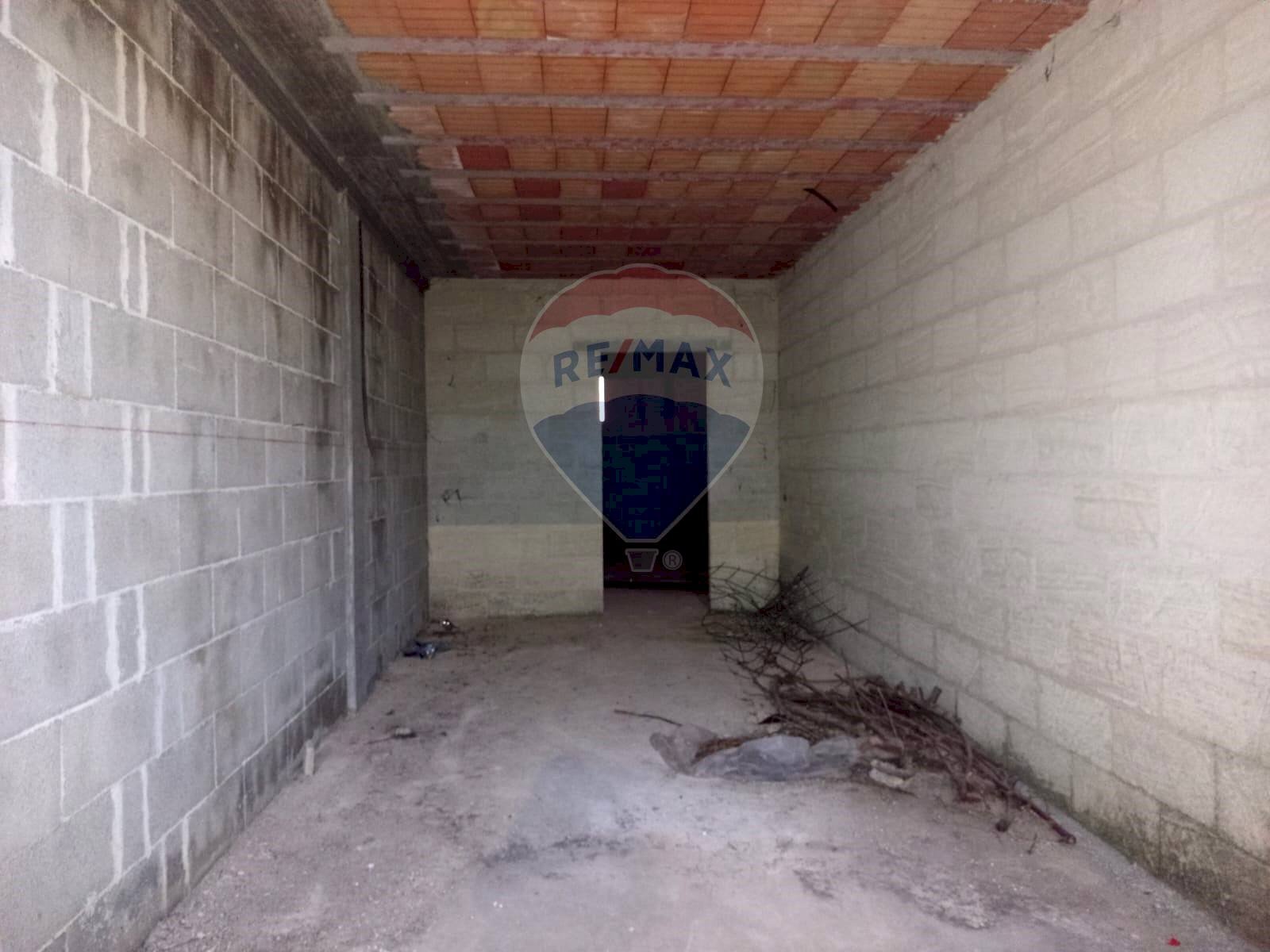 Stanza vuota - Terraced Villa Via Piersanti Mattarella
 
5/7, San Donaci - photo 3