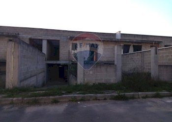 Casa all\'aperto - Villa a Schiera Via Piersanti Mattarella
 
5/7, San Donaci - foto 2