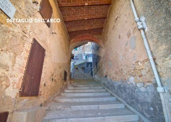 Scale - Quadrilocale VIA LARGO VITTORIO VENETO
 
14, Roccastrada - foto 6