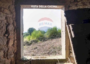 DETTAGLIO FINESTRA - Rustico LOC. COLLELUNGO
 
SNC, Roccastrada - foto 10