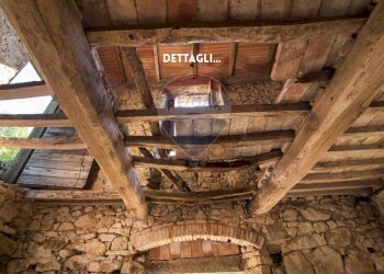 Dettagli - Rustico LOC. COLLELUNGO
 
SNC, Roccastrada - foto 14
