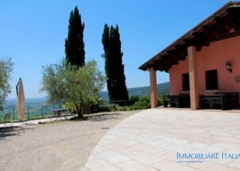 Foto 4 - Agriturismo Mandolare
 
6, Villaga - foto 4