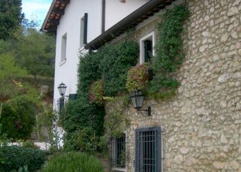 Foto 14 - Agriturismo Mandolare
 
6, Villaga - foto 14