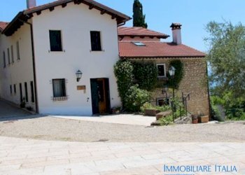 Foto 15 - Agriturismo Mandolare
 
6, Villaga - foto 15