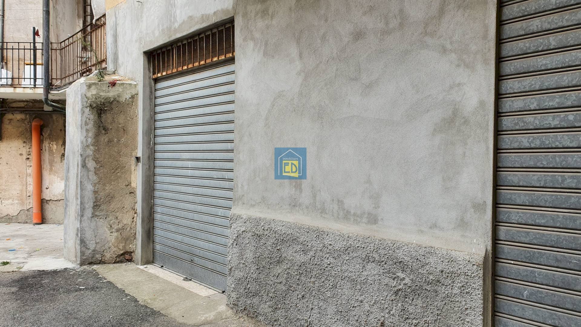 Foto 2 - Magazzino Via Maria Solari
 
2, Savona - foto 2