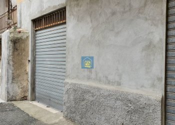 Foto 2 - Magazzino Via Maria Solari
 
2, Savona - foto 2