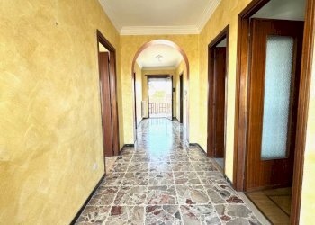 Corridoio - Quadrilocale vicolo San Martino, 16, Rivalta di Torino - foto 11