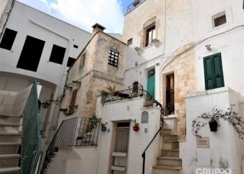 Facciata - Quadrilocale via Duca degli Abruzzi, Cisternino - foto 1