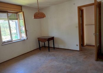 Camera da letto - Independent house via Borghetto, 11, Demonte - photo 15