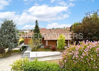 Giardino - Villa strada Valgera, Asti - foto 1
