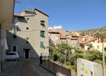 Trilocale Via S. Nicolò, Bordighera - foto 17