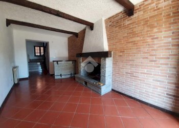 Casa semi indipendente Via Gamberi, San Francesco al Campo - foto 3