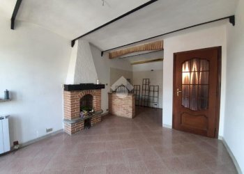 Casa semi indipendente Via Gamberi, San Francesco al Campo - foto 4