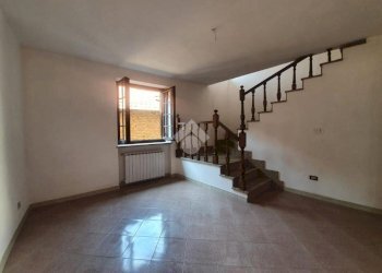 Casa semi indipendente Via Gamberi, San Francesco al Campo - foto 9