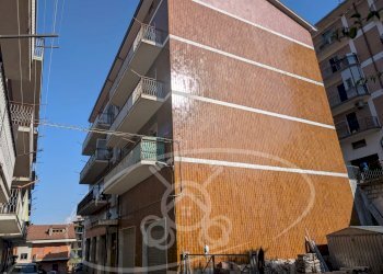 facciata esterna - Trilocale via Antonio Meucci, 2, Deliceto - foto 2