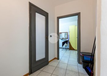 Two-room apartment Viale Guglielmo Marconi, Bene Vagienna - photo 7