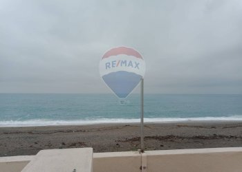 Vista dell\'acqua - Villa Bifamiliare Via spiaggia
 
258-260, Mascali - foto 5