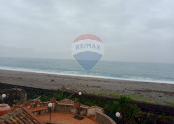 Vista dell\'acqua - Villa Bifamiliare Via spiaggia
 
258-260, Mascali - foto 10