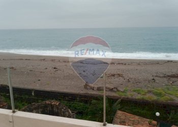 Vista dell\'acqua - Villa Bifamiliare Via spiaggia
 
258-260, Mascali - foto 15