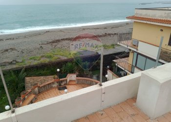 Vista dell\'acqua - Villa Bifamiliare Via spiaggia
 
258-260, Mascali - foto 17