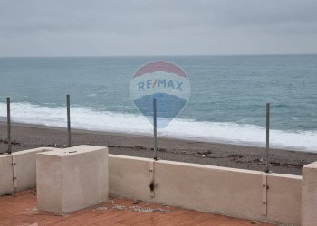 Vista dell\'acqua - Villa Bifamiliare Via spiaggia
 
258-260, Mascali - foto 60