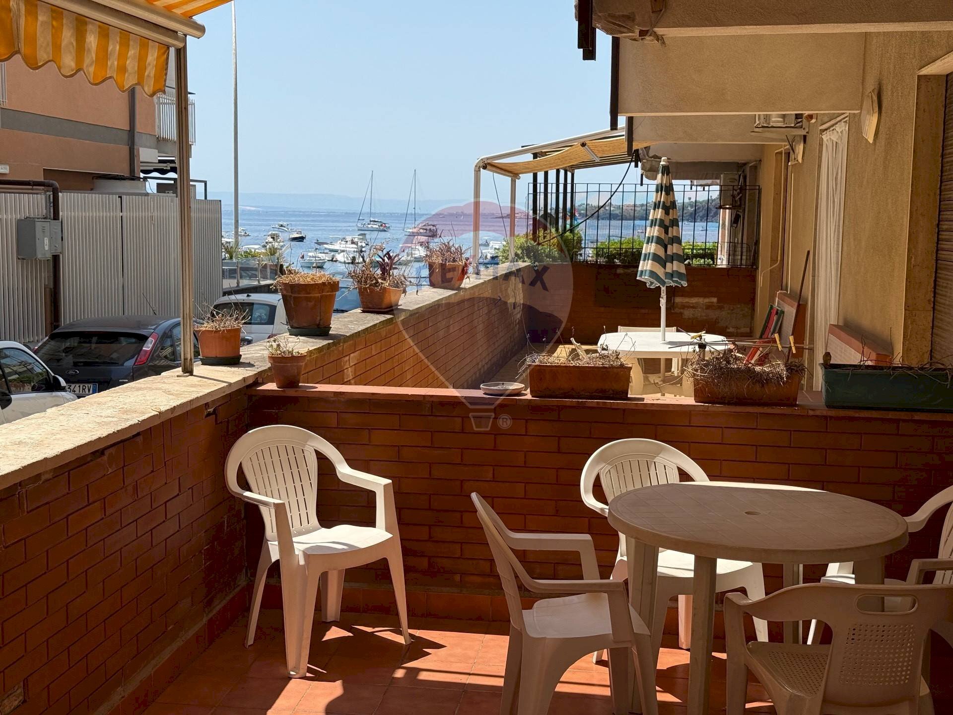 Terrazza - Three-room apartment Lungomare dei Ciclopi
 
107, Aci Castello - photo 2