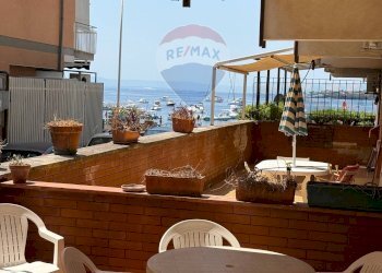 Terrazza - Trilocale Lungomare dei Ciclopi
 
107, Aci Castello - foto 1