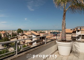 Foto 1 - Attico via san luigi
 
11, Grottammare - foto 1