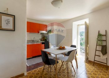 Sala da pranzo - Independent house Via Stretta
 
26, Barrea - photo 1