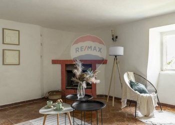 Sala da pranzo - Independent house Via Stretta
 
26, Barrea - photo 17