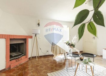 Soggiorno - Independent house Via Stretta
 
26, Barrea - photo 19