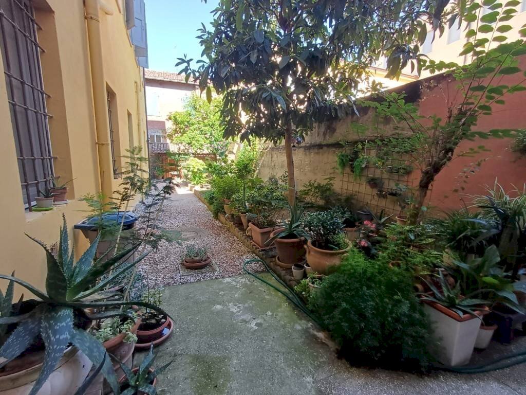 Giardino - Trilocale via Paolo Guaitoli, Carpi - foto 1