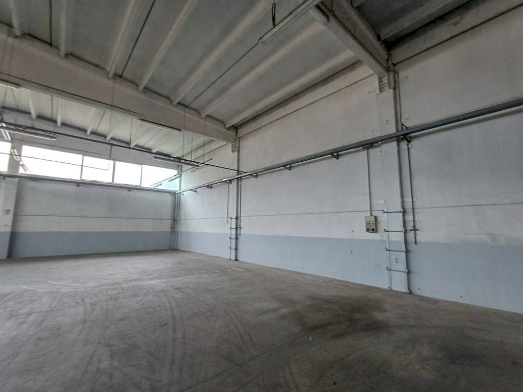 Interno non residenziale - Shop via Bologna, Novi di Modena - photo 3