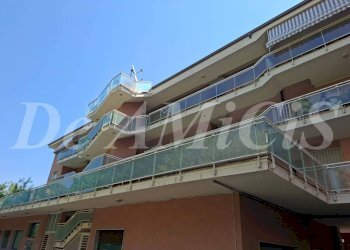 Facciata - Trilocale via Aldo Moro, 10, Vallecrosia - foto 4