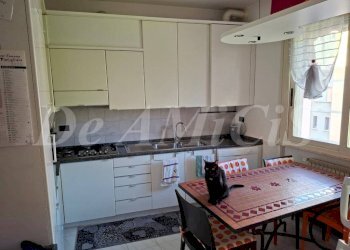 Cucina - Trilocale via Aldo Moro, 10, Vallecrosia - foto 8