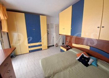 Camera da letto - Trilocale via Aldo Moro, 10, Vallecrosia - foto 25