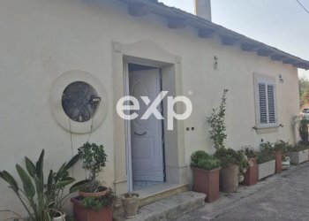 Villa Noto - foto 1