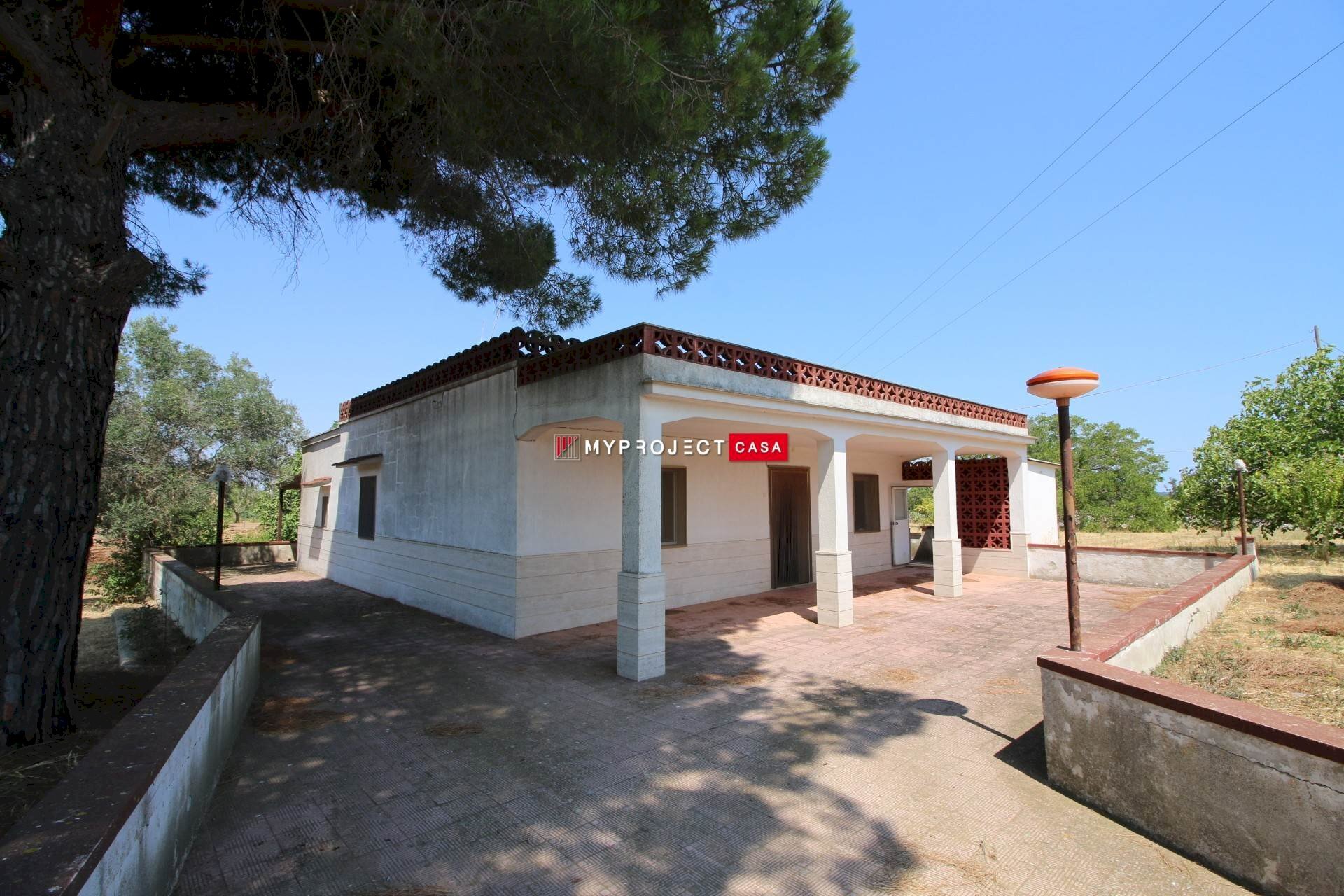 Villa Bifamiliare Strada Cona D'oro, Martina Franca - foto 1