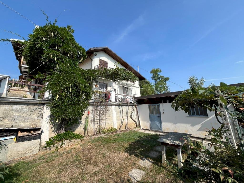 Semi-detached house Via Olmetto, Bagnolo Piemonte - photo 1