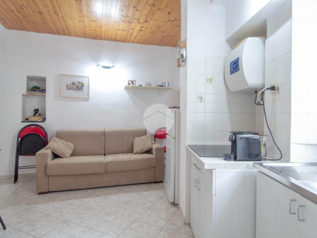 Quadrilocale Via Domenico Bruno, Imperia - foto 3