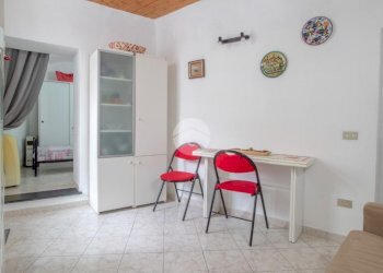 Quadrilocale Via Domenico Bruno, Imperia - foto 2