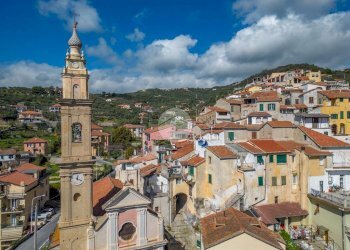 Quadrilocale Via Domenico Bruno, Imperia - foto 1