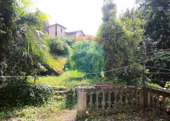 Giardino - Villa Via Farioli
 
24, Porto Ceresio - foto 9