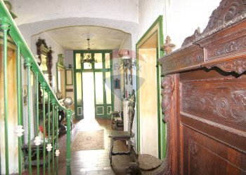 Hall / corridoio - Villa Via Farioli
 
24, Porto Ceresio - foto 19