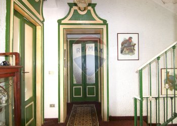 Hall / corridoio - Villa Via Farioli
 
24, Porto Ceresio - foto 26