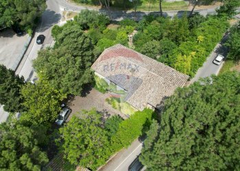 Casa all\'aperto - Villa Strada Santa Lucia, Perugia - foto 1