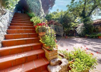 Scale - Villa Strada Santa Lucia, Perugia - foto 6